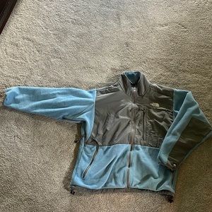Womens North Face fleece. Large